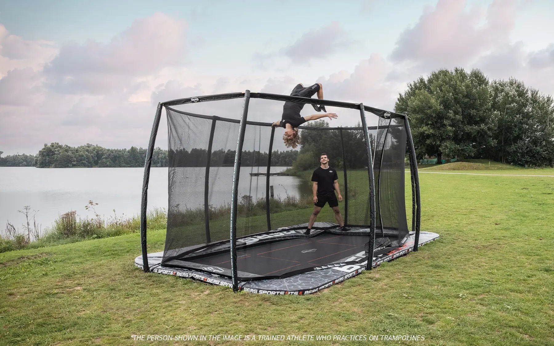 BERG Ultim Pro Bouncer FlatGround 500 + Safety Net DLX XL