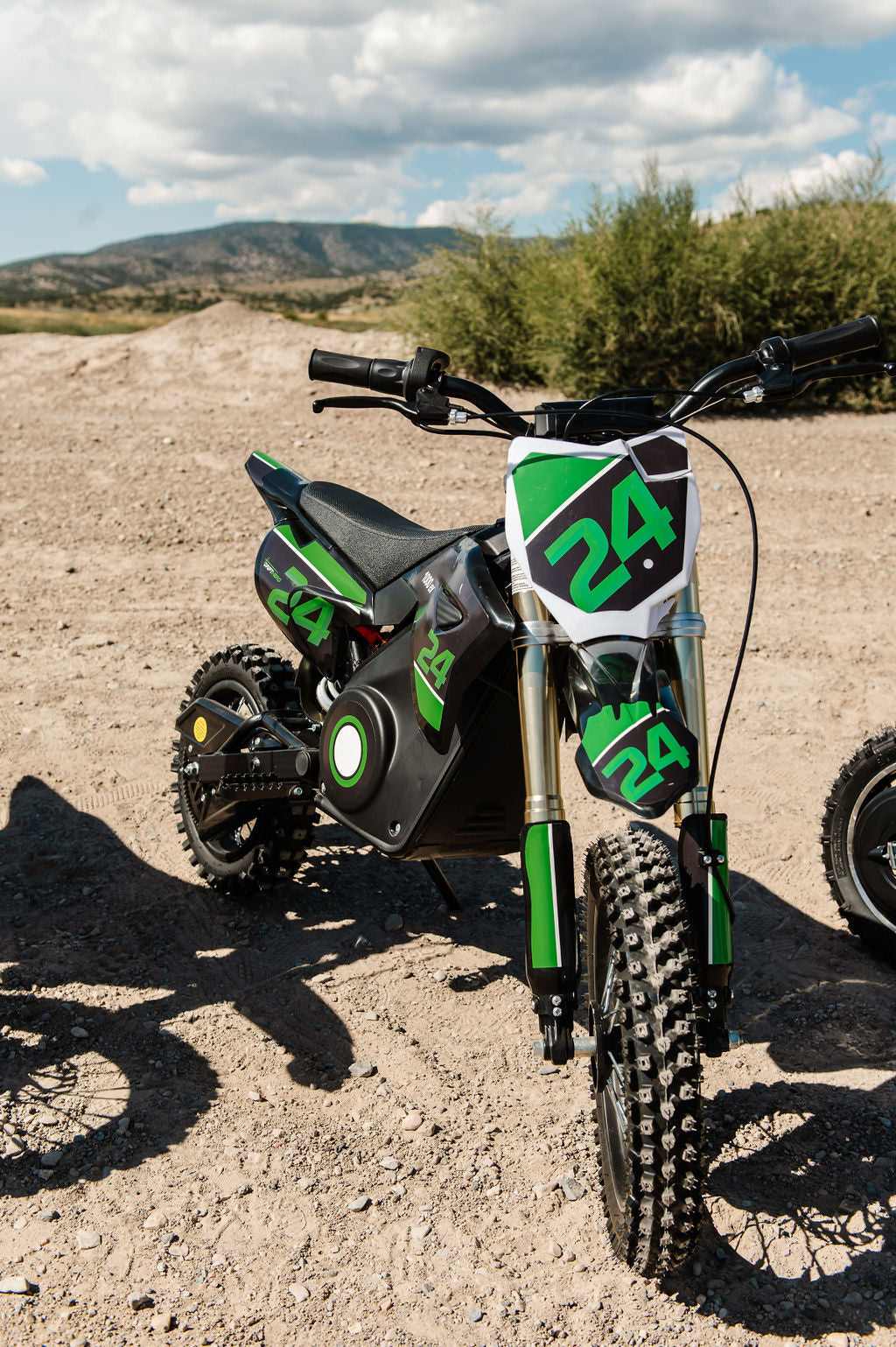 DH 1600W Electric Dirt Bike Epic Wheelz